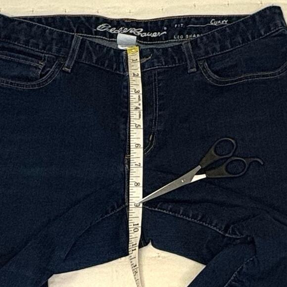 Eddie Bauer Curvy Boot Cut Jeans Women’s S12 | Dark Wash - Picture 9 of 11
